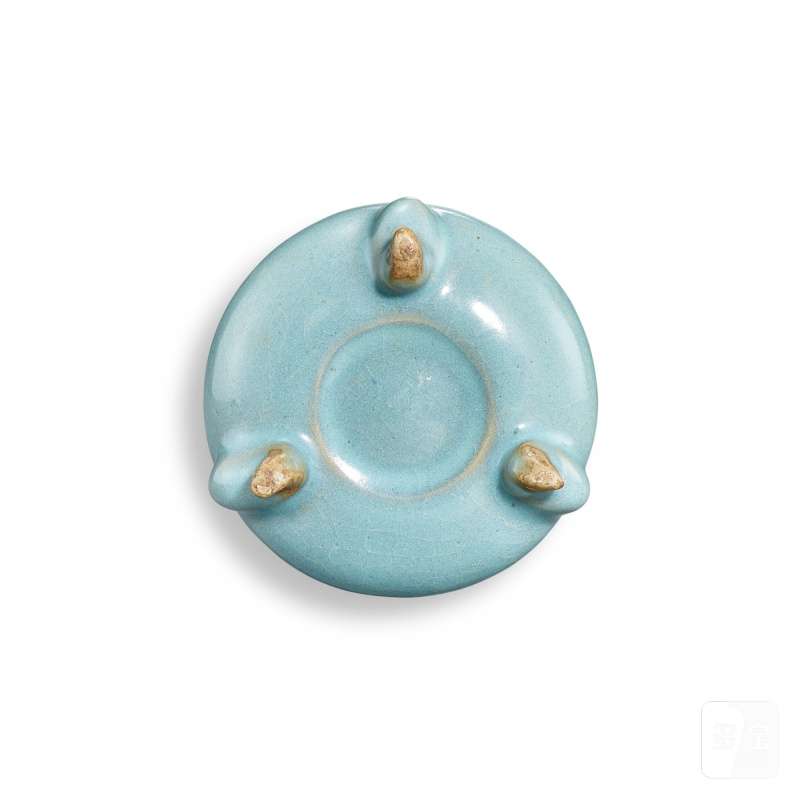 A Junyao blue-glazed tripod incense burner, Southern Song dynasty | 南宋 鈞窰天藍釉三足爐 - 图3